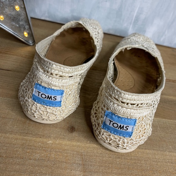 Crochet Lace Toms - Picture 3 of 6